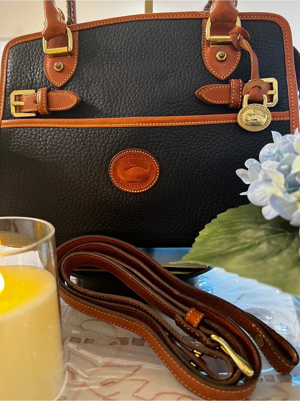 Vintage Dooney & Bourke All Weather Leather Black British Tan Satchel Crossbody - Picture 3 of 16